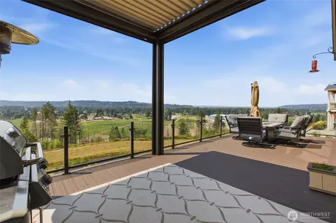 Exterior - 8110 172nd Ave E, Sumner, WA 98390 photo 5 of 8