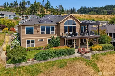 Exterior - 8110 172nd Ave E, Sumner, WA 98390 photo 8 of 8