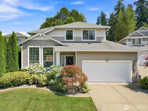6726 Charlotte Ave SE, Auburn, WA 98092