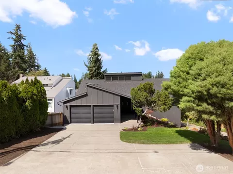3611 Shelby Rd, Lynnwood, WA 98087