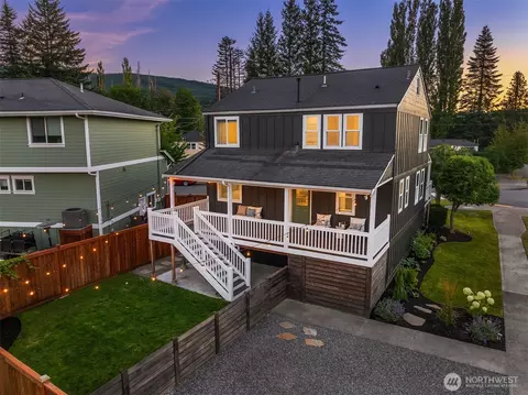 8734 Falls Ave SE, Snoqualmie, WA 98065