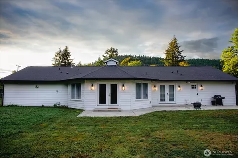 Exterior - 18715 Pioneer Way E, Orting, WA 98360 photo 2 of 2