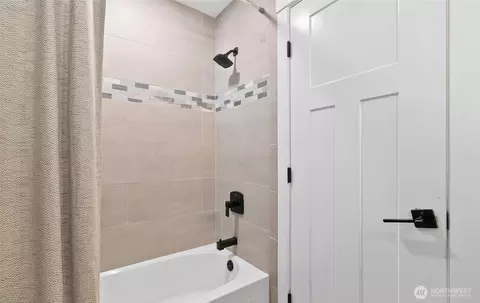 Bath - 18715 Pioneer Way E, Orting, WA 98360 photo 1 of 3