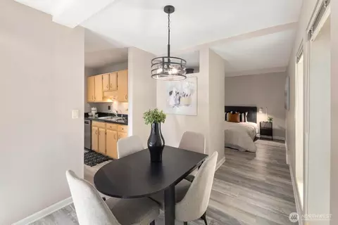 Dining - 75 E Lynn St #B, Seattle, WA 98102 photo 2 of 2