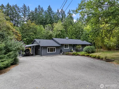 1229 12th Ct, Fox Island, WA 98333