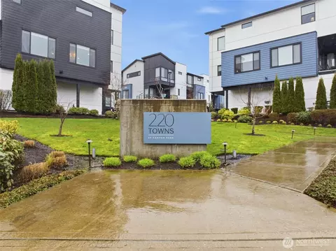 Exterior - 21816 24th Ave SE #A, Bothell, WA 98021 photo 10 of 10