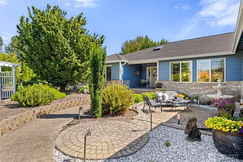 3319 29th Ave NE, Olympia, WA 98506