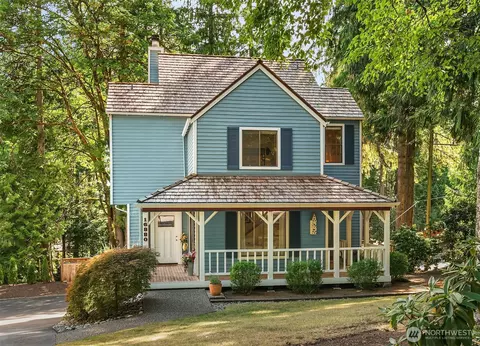 16880 NE 42nd Ct, Redmond, WA 98052