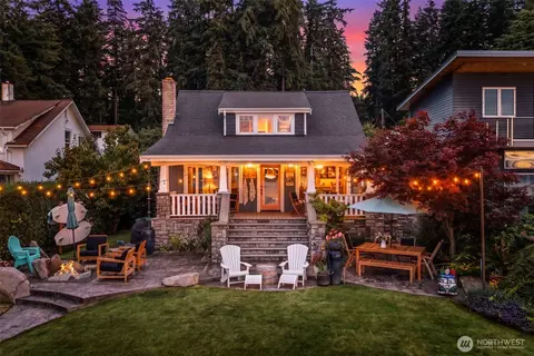 6092 Chico Way NW, Bremerton, WA 98312
