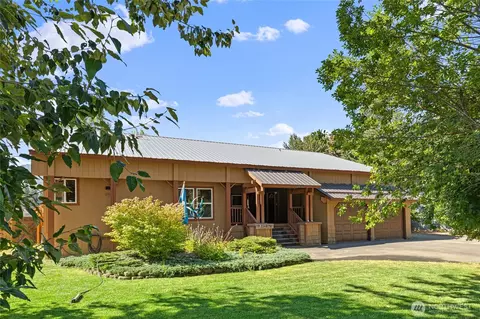 813 12 Broadway Ave, South Cle Elum, WA 98943