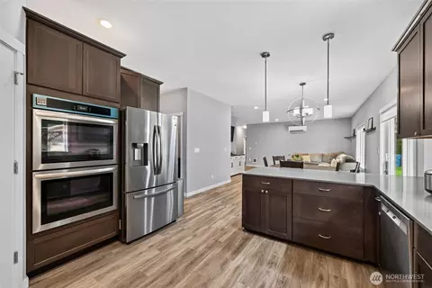 Kitchen - 20905 192nd Ave E, Orting, WA 98360 photo 3 of 3