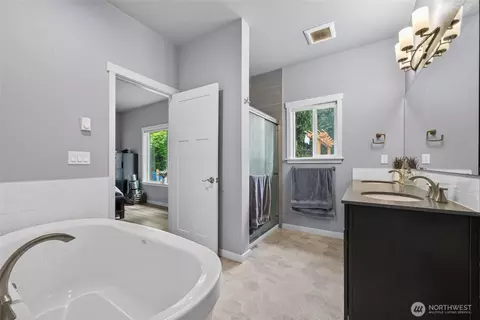 Bath - 20905 192nd Ave E, Orting, WA 98360 photo 1 of 5