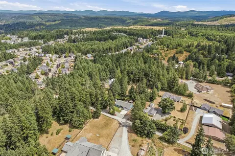 View/Area - 20905 192nd Ave E, Orting, WA 98360 photo 1 of 2