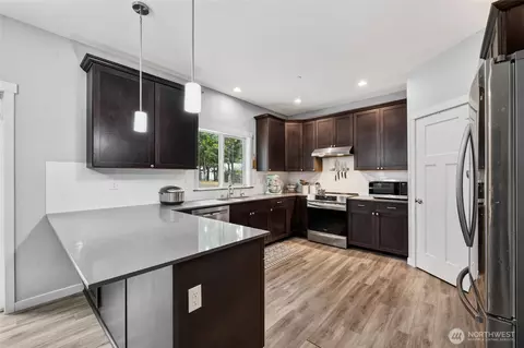 Kitchen - 20905 192nd Ave E, Orting, WA 98360 photo 1 of 3