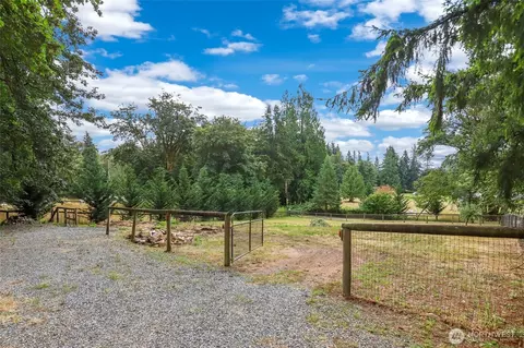 Exterior - 41212 268th Ave SE, Enumclaw, WA 98022 photo 9 of 12