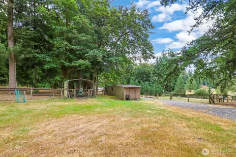 Exterior - 41212 268th Ave SE, Enumclaw, WA 98022 photo 8 of 12