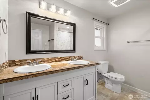 Bath - 17214 E 9th Ave, Spanaway, WA 98387 photo 1 of 2