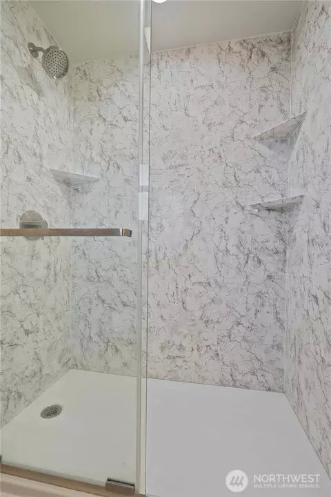 Bath - 17214 E 9th Ave, Spanaway, WA 98387 photo 2 of 2