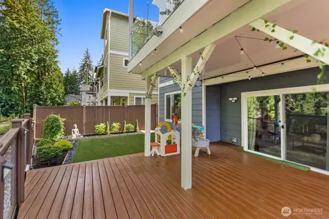 Exterior - 17805 3rd Ave SE, Bothell, WA 98012 photo 13 of 13
