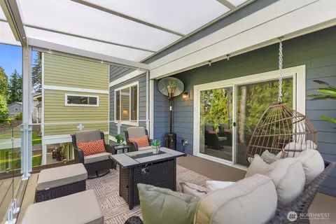 Exterior - 17805 3rd Ave SE, Bothell, WA 98012 photo 10 of 13