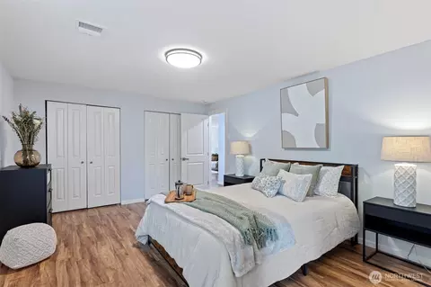 Bedroom - 1325 234th St SW, Bothell, WA 98021 photo 2 of 4