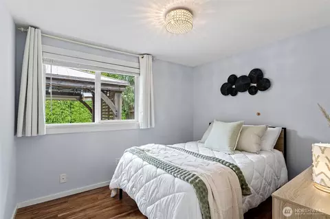 Bedroom - 1325 234th St SW, Bothell, WA 98021 photo 4 of 4