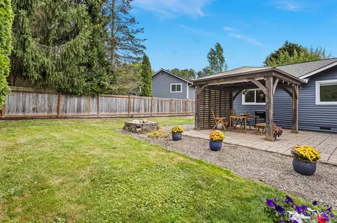 Exterior - 1325 234th St SW, Bothell, WA 98021 photo 4 of 13