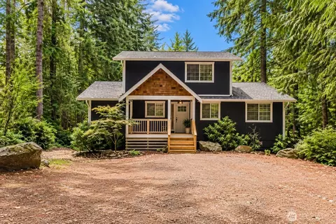 8325 Seabeck Hwy NW, Bremerton, WA 98312