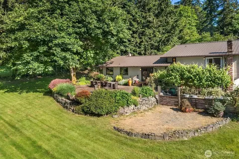10801 SW 238th St, Vashon, WA 98070