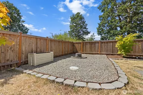 Exterior - 17912 14th Avenue Ct E, Spanaway, WA 98387 photo 5 of 7