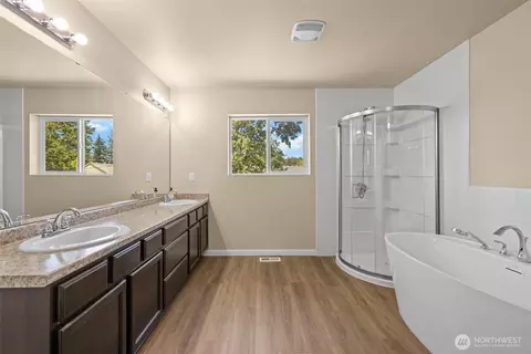 Bath - 17912 14th Avenue Ct E, Spanaway, WA 98387 photo 3 of 5