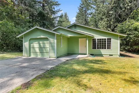 9727 Case Rd SW, Olympia, WA 98512