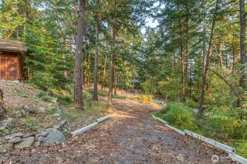 Exterior - 83 Cascade Way, Eastsound, WA 98245 photo 10 of 13