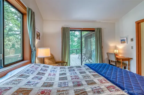 Bedroom - 83 Cascade Way, Eastsound, WA 98245 photo 5 of 5