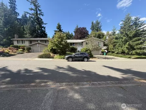 2221 SW 306th Pl, Federal Way, WA 98023