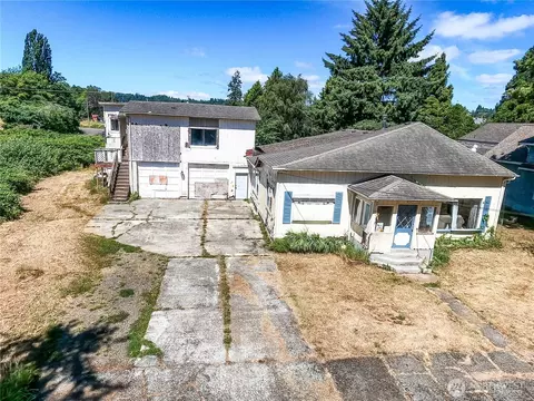 816 6th St, Hoquiam, WA 98550