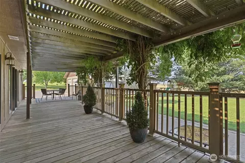 Exterior - 3011 Birch Rd, Pasco, WA 99301 photo 2 of 6