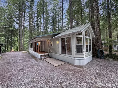 194 E Big River Blvd #3, Deming, WA 98244