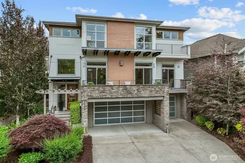 1527 Lyons Ave NE, Renton, WA 98059