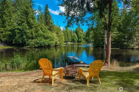 520 E Lakeshore Dr W, Shelton, WA 98584