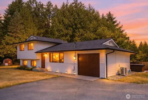 7707 35th St NW, Gig Harbor, WA 98335