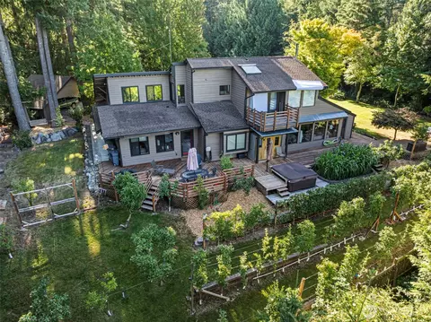 9020 69th Ave NW, Gig Harbor, WA 98332