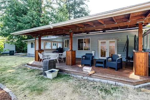 Exterior - 21925 2nd Ave SE, Bothell, WA 98021 photo 1 of 9