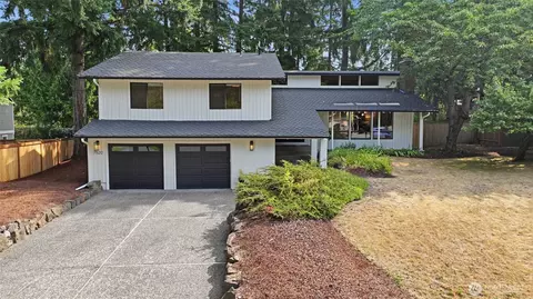 7520 86th Ave SE, Mercer Island, WA 98040