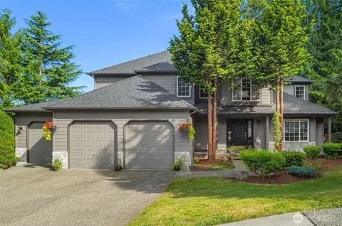 1477 SW 10th St, North Bend, WA 98045