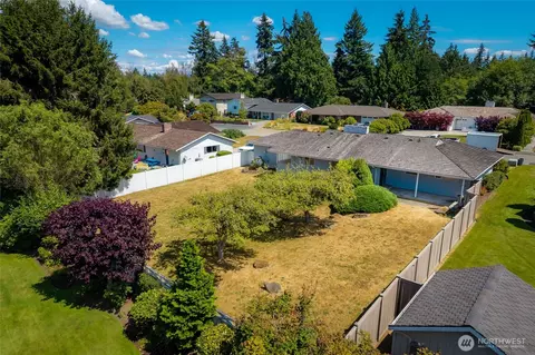 Exterior - 4826 Glenhaven Dr, Everett, WA 98203 photo 6 of 7