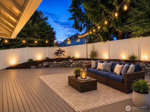 527 SW 331st St, Federal Way, WA 98023