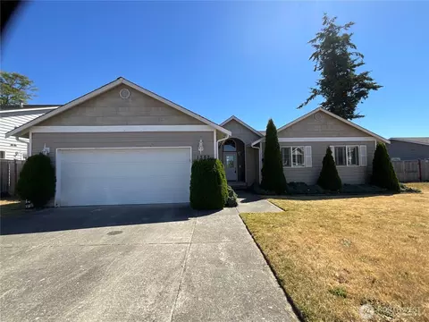 1382 NW Kathleen Dr, Oak Harbor, WA 98277