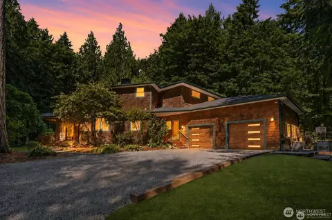 14677 Sivertson Rd NE, Bainbridge Island, WA 98110