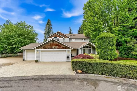 2419 NE 14th St, Renton, WA 98056